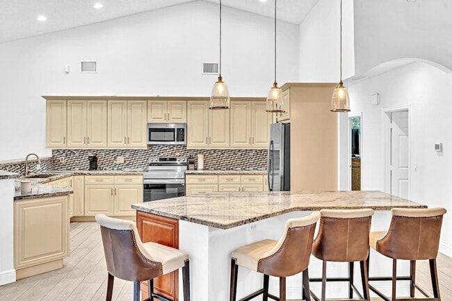 Photo - 7816 Bridlington Dr