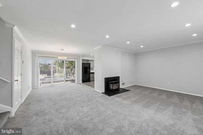 Photo - 6105 Hibbling Ave