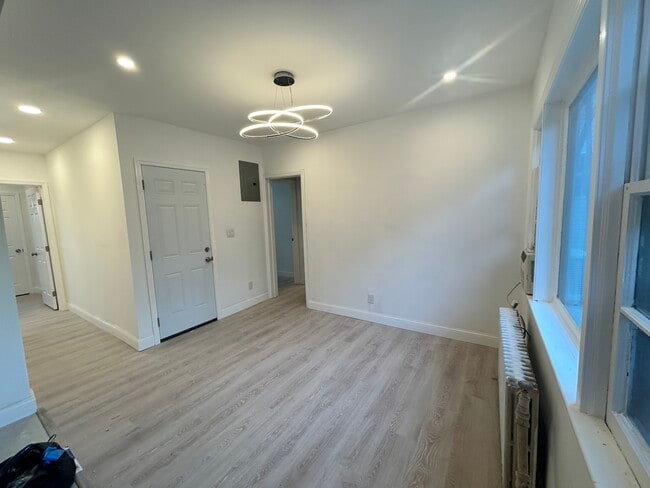 Photo - 8526 167th St