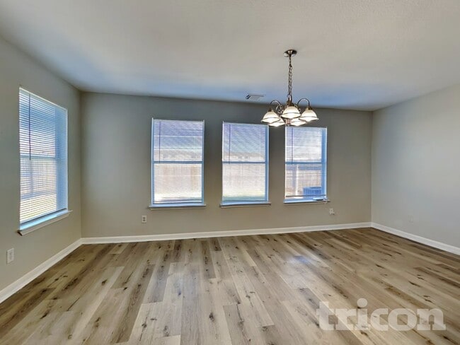 Photo - 10111 Victoria Falls Ln