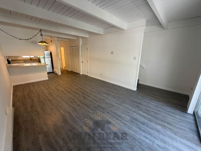 Photo - 801 Northwood Blvd