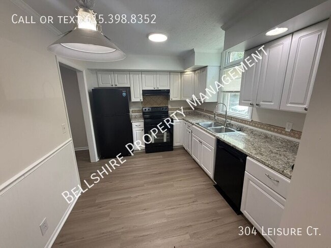 Photo - 304 Leisure Ct