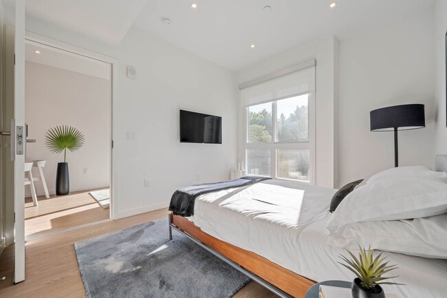 Photo - 8820 Belford Ave Unit 3062