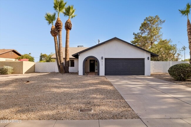 Photo - 5117 E Beck Ln