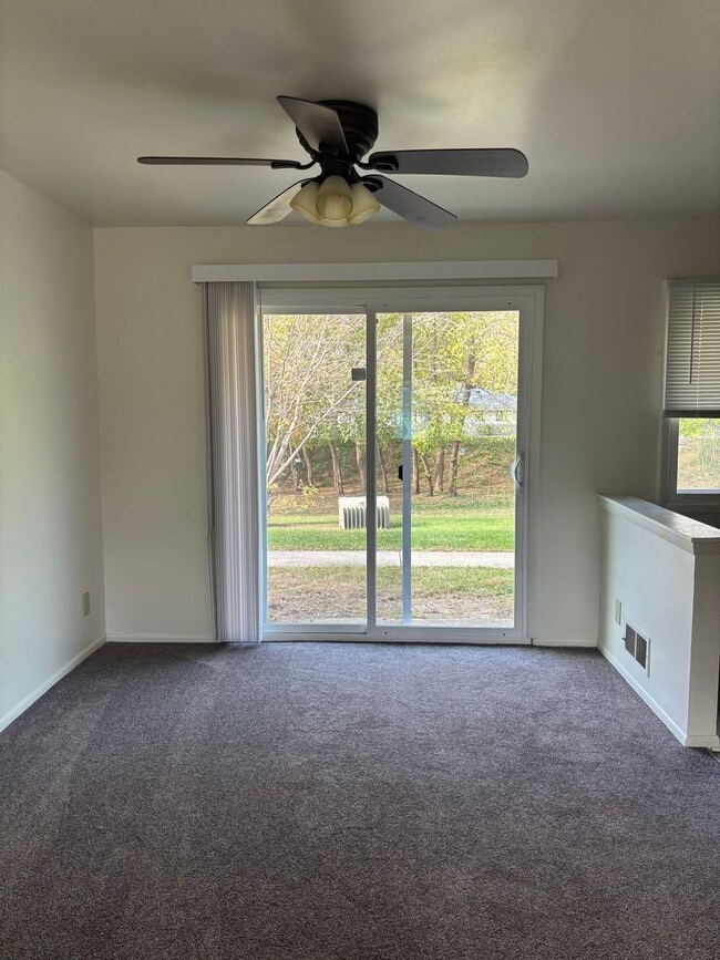 Photo - 3 Bedroom 2 1/2 Bath Townhome