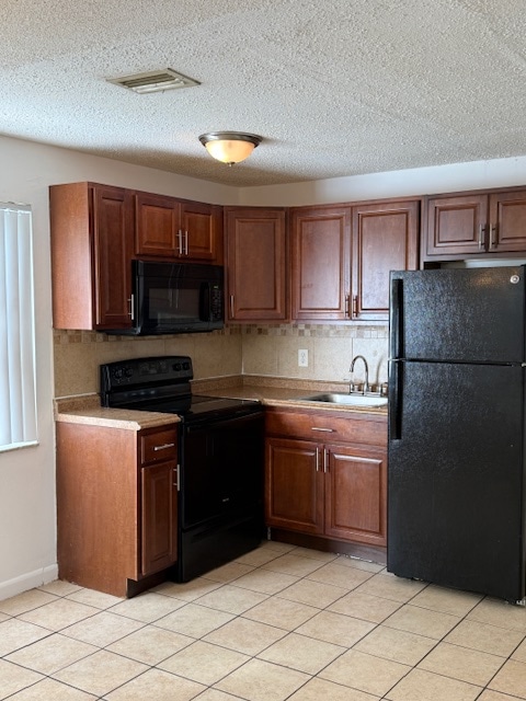 Photo - 5972 NW 19th St Unit 4