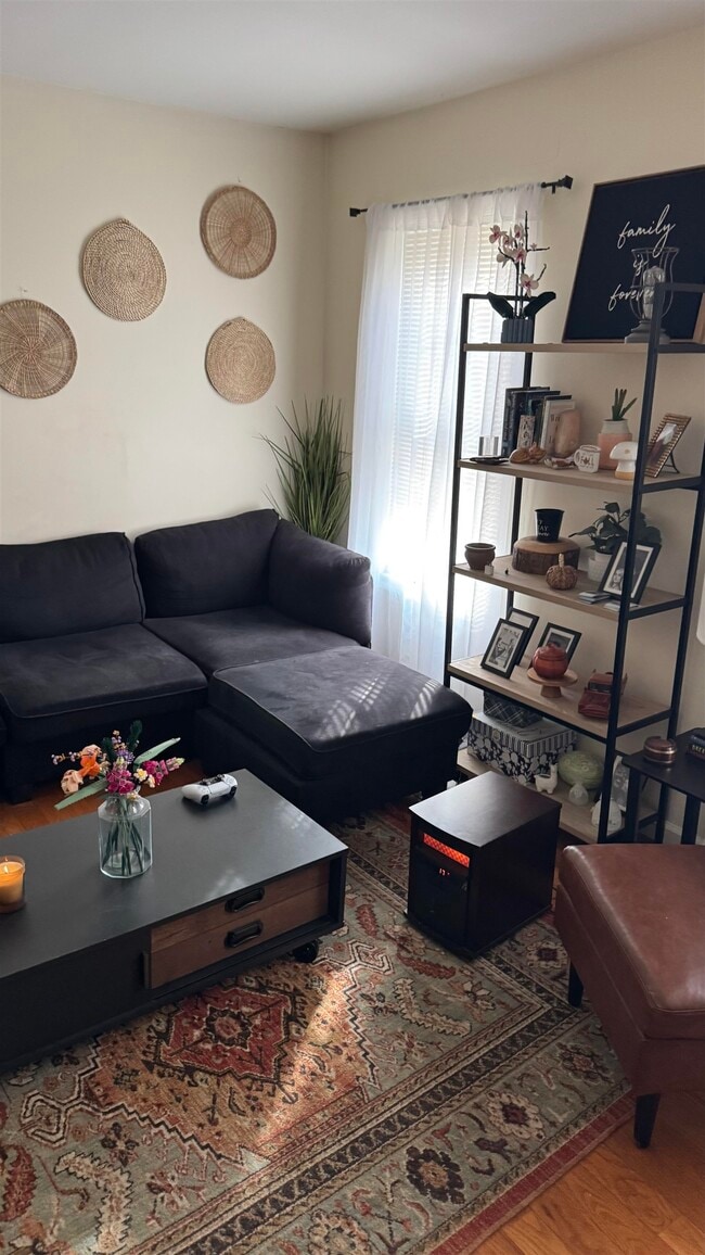 Photo - 40 Willow St