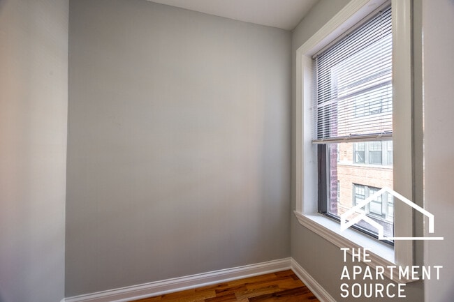 Photo - 4418 N Wolcott Ave Unidad 3B