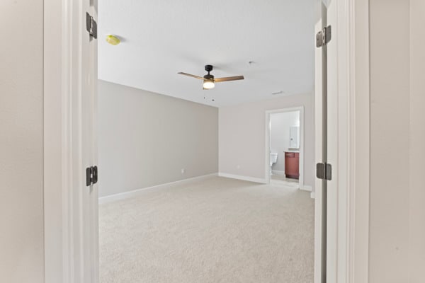 1st floor bedroom - 113 S Newport Ave