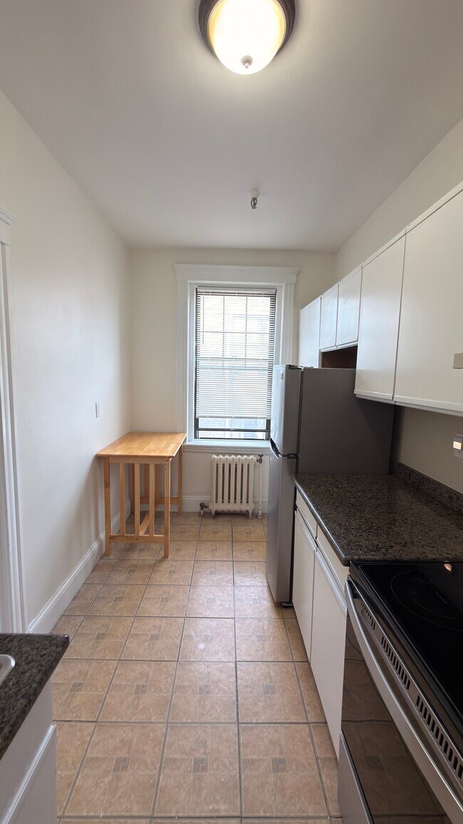 374 Chestnut Hill Ave Unidad 51