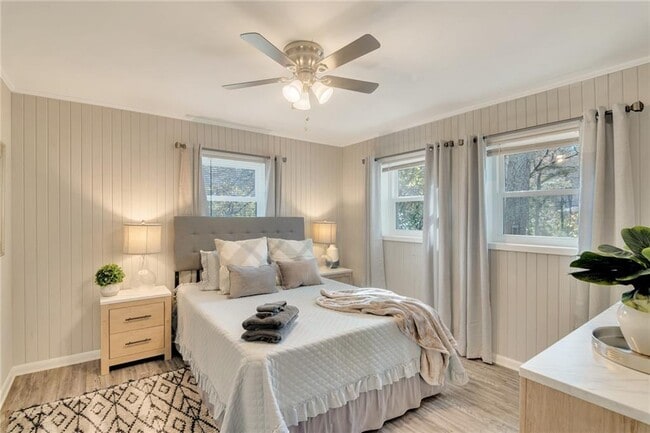 Photo - 577 Kurtz Rd