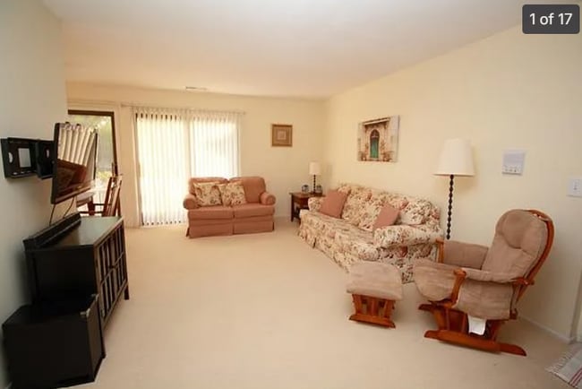 Photo - 402 Pinetree Ln Unit C2