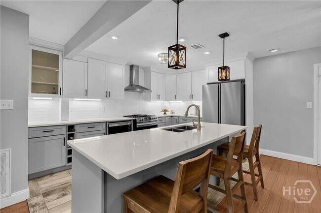 700 Pepperwood Trail