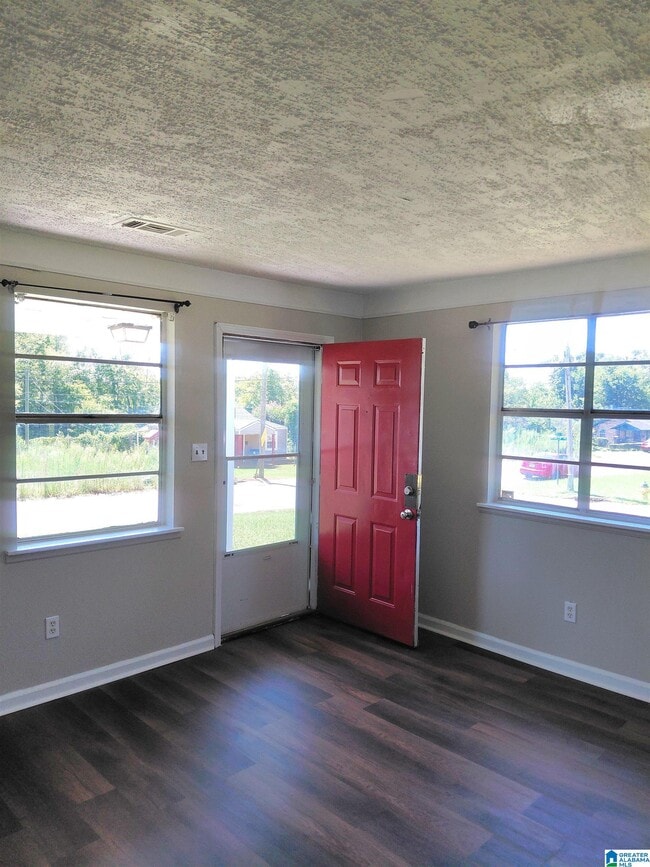 Photo - 700 Attalla Pl