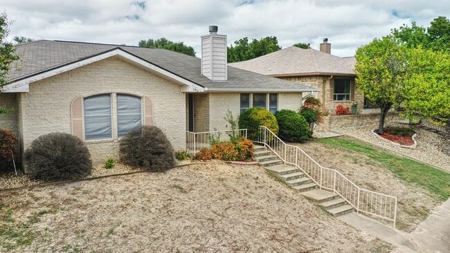 Photo - 212 Oak Hill Dr