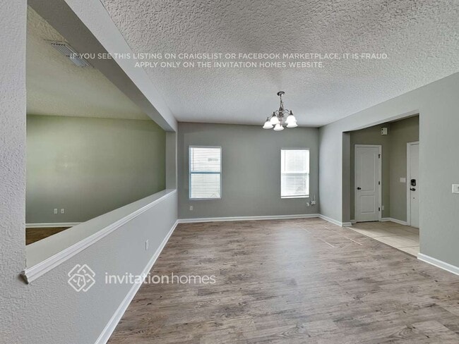 Photo - 316 Silver Glen Ave