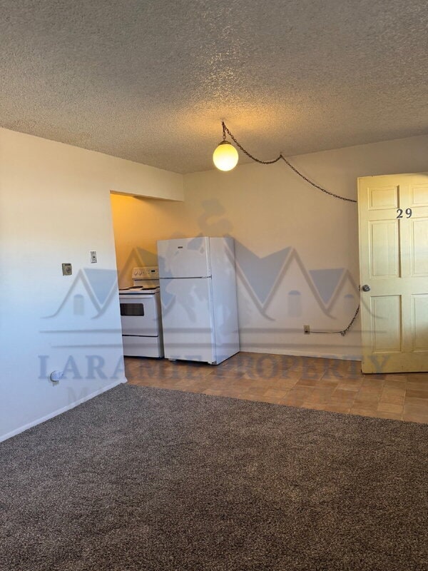 Photo - 706 Downey St Unidad 29