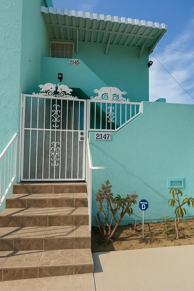Building Photo - 2147 W 104th St Rental