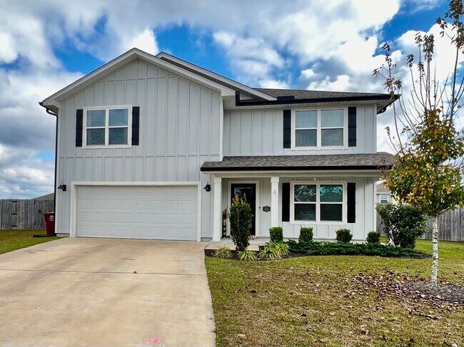 Photo - 603 Champ Trl