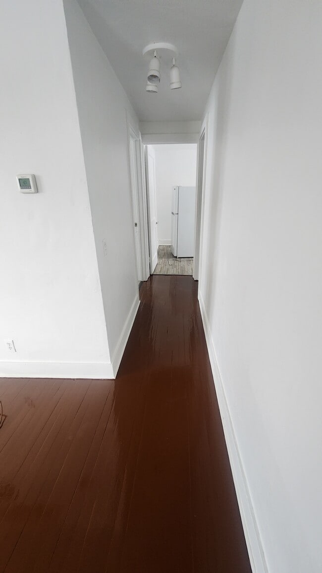 Photo - 33 Day St Unidad 9