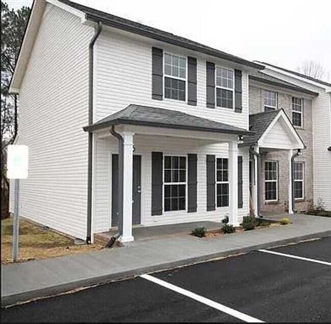 Quite Living In Columbia "Coming Soon" - Quite Living In Columbia "Coming Soon" Townhome