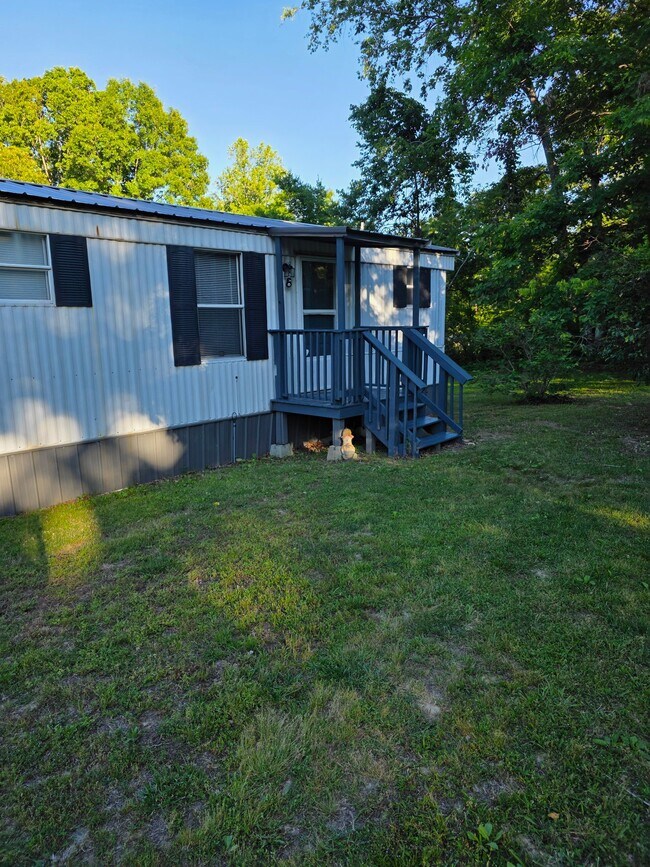 Photo - 2199 Bandy Rd