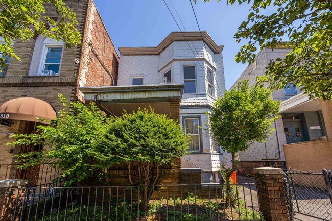 Photo - 816 20th St Rental