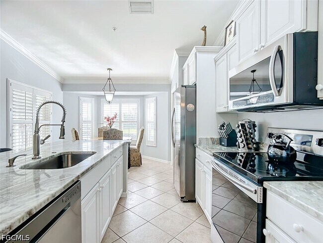 Photo - 10401 McArthur Palms Ln Unit 2523