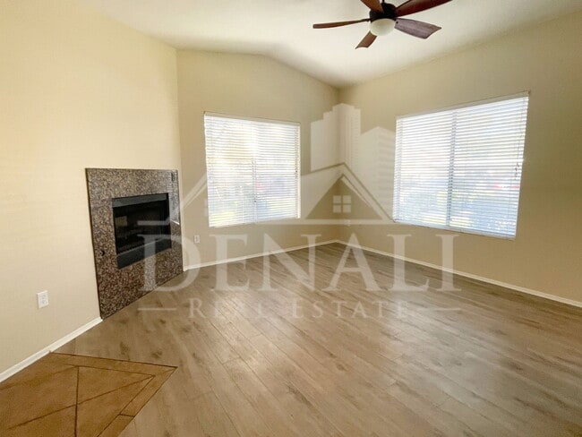 Photo - 2929 W Yorkshire Dr