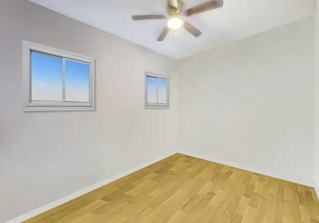 Photo - 7055 N Clark St Unit 2