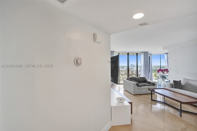 Photo - 1000 E Island Blvd Unit 1403