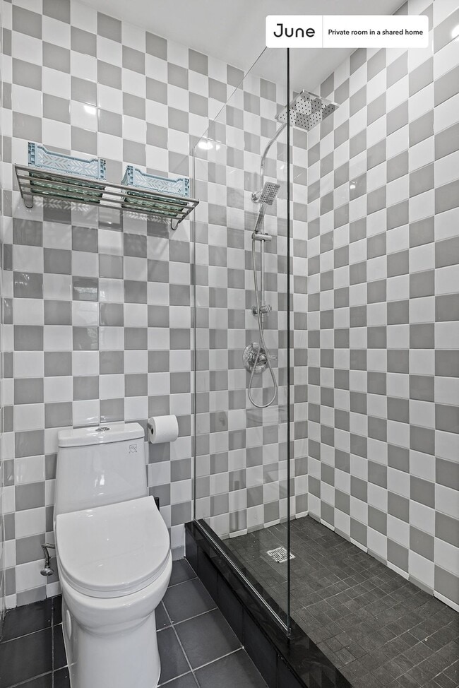 Photo - Room in Shared 3 bed/3 bath home Unit A