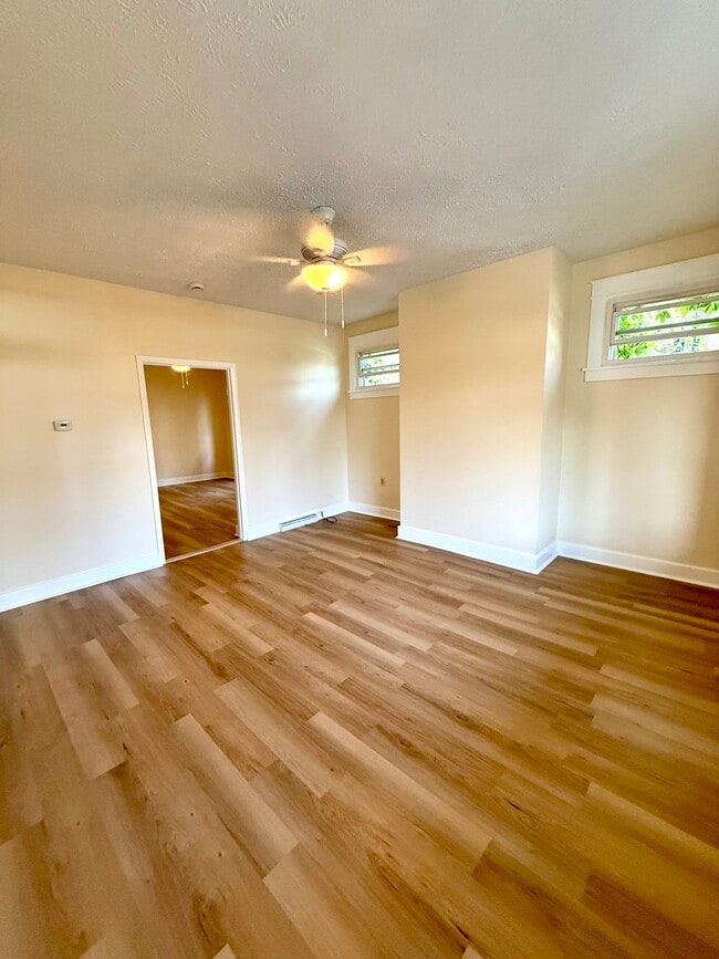 1054 Vance Ave Unit Vance Avenue Apartment 1