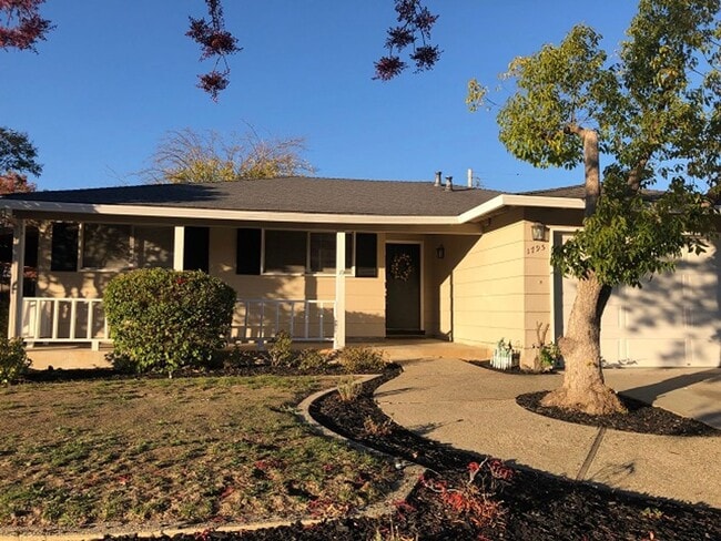 Building Photo - CAMBRIAN- Corner lot
