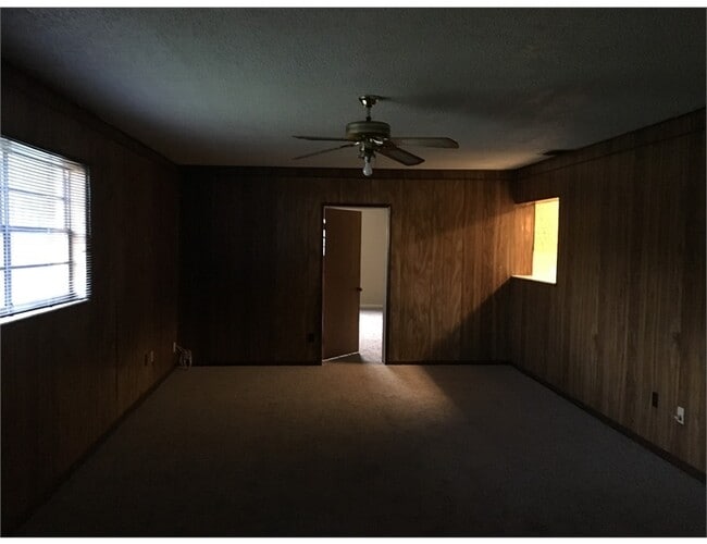 Photo - 3725 E 38th Ave