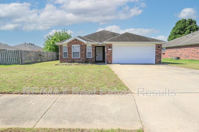 Photo - 3703 SW Carriageway Ave