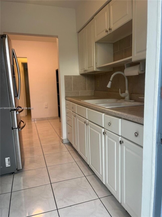 Photo - 12665 NE 16th Ave Unidad 8
