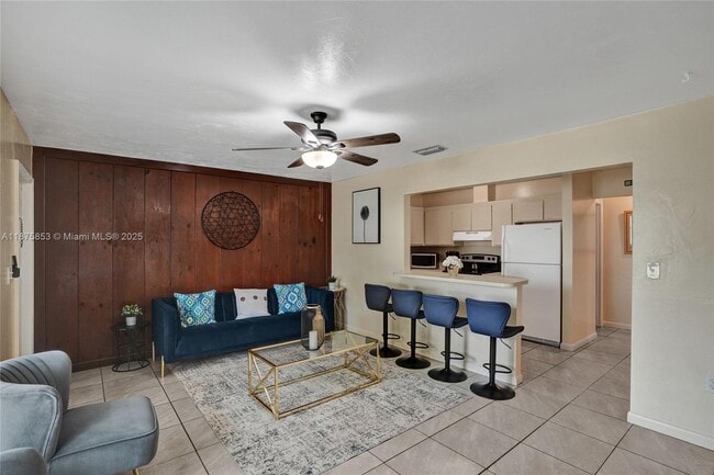 Building Photo - 5807 SW 27th St Unit 2 Rental