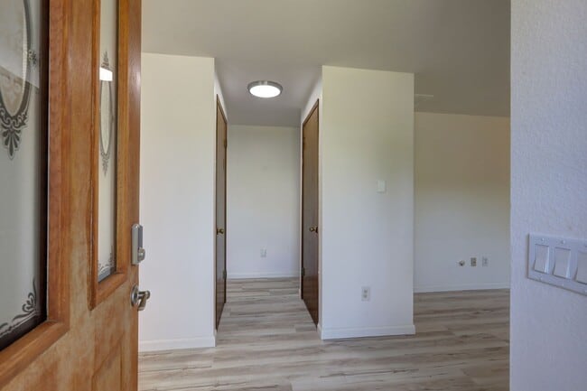 Photo - Cozy 3-bedroom 2 baths in Kirkland.