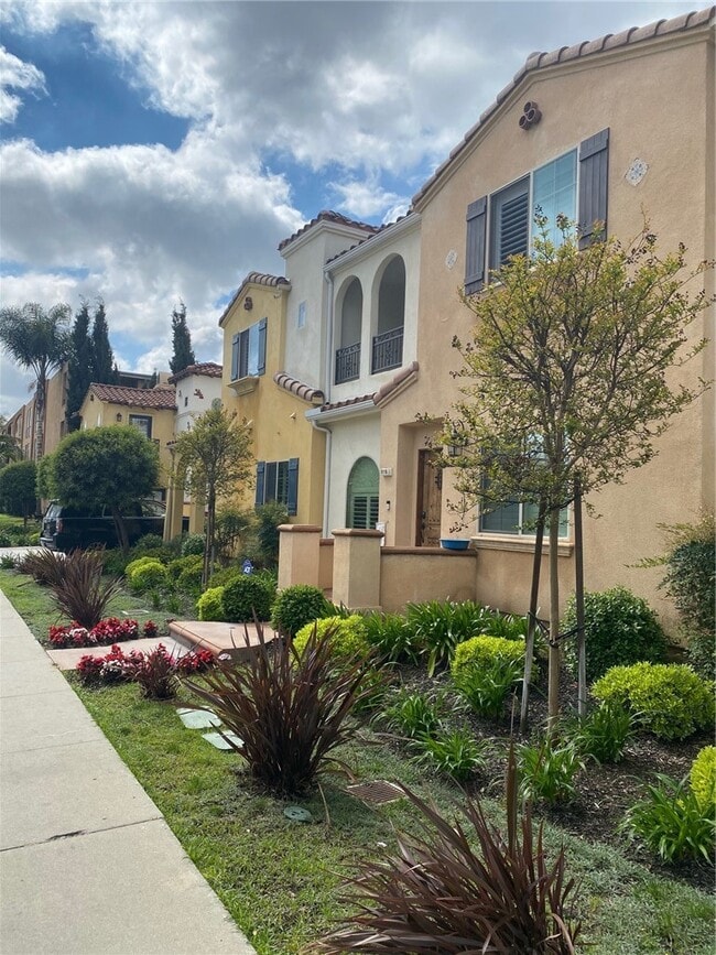 Photo - 9116 Florence Ave