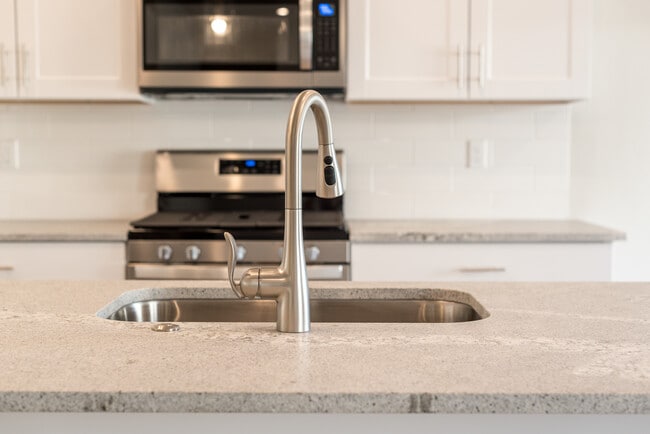 Photo - 304 Johnson Rd