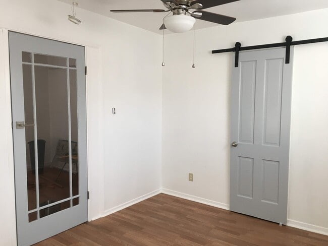 Building Photo - 4118 Mercury Ave Unit A