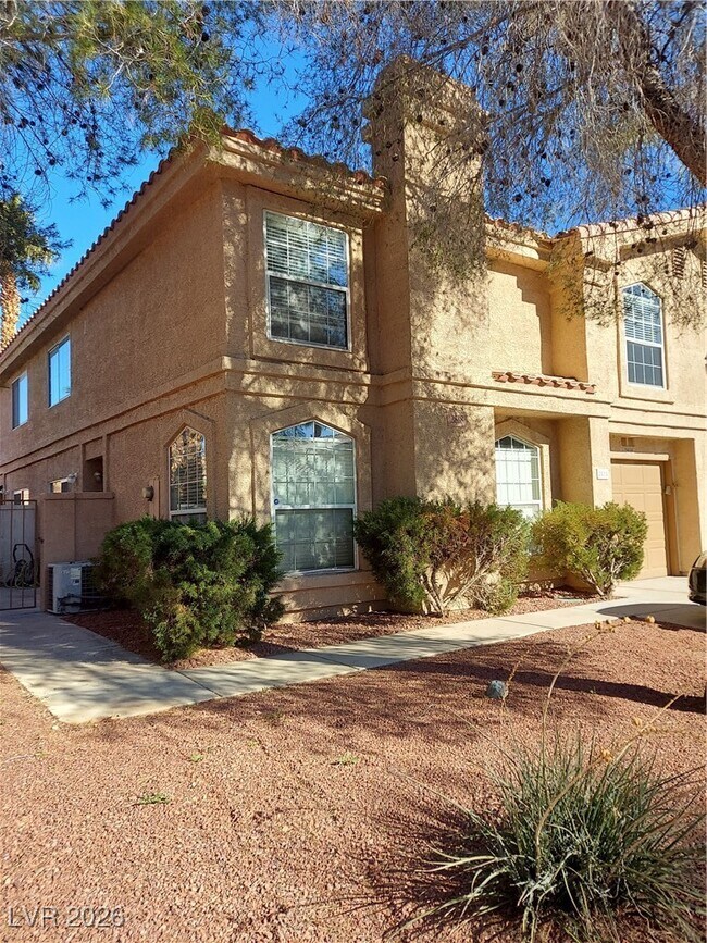 Photo - 2818 Cool Water Dr