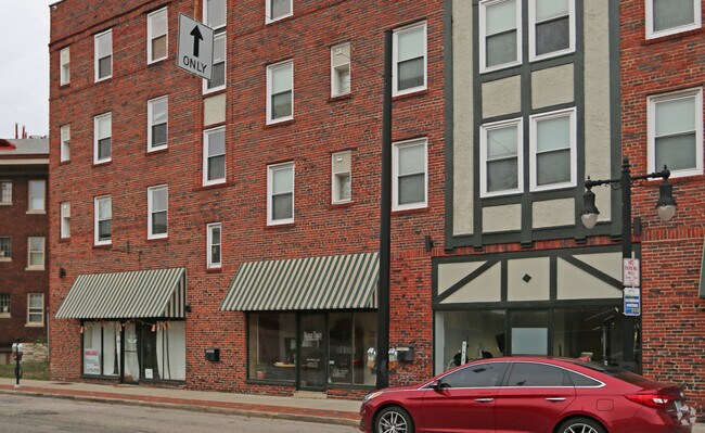 Photo - Bulluck Terrace