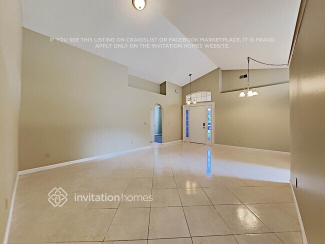 Photo - 10922 Lanesboro Ct