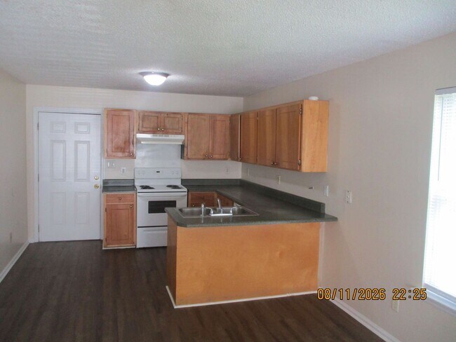2205 Beachview Dr