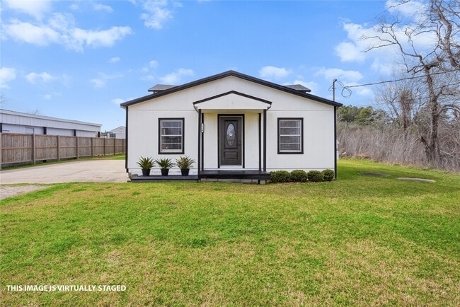 Photo - 7720 Avenue E