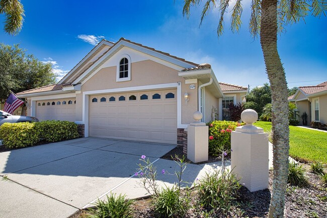 Photo - Seasonal Short-Term Rental 3-Bedroom 2-Bathroom Villa in Pelican Pointe and Country Club Community!