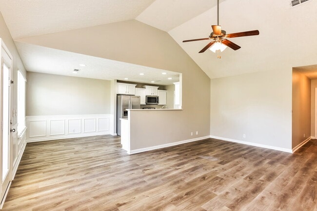 Photo - 1711 Bellamy Ln