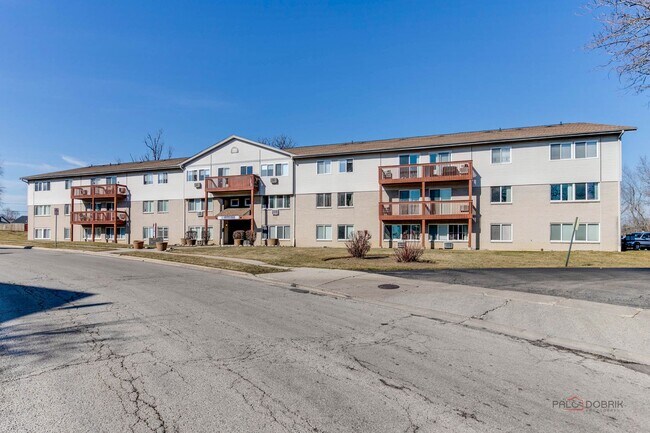 Photo - Woodlands Apartment Homes